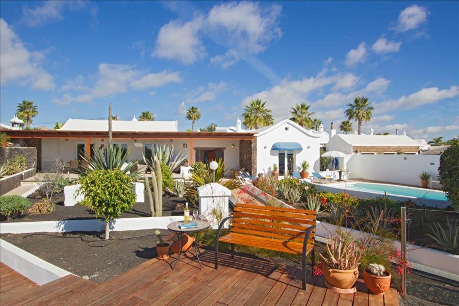 Dos Piedras Puerto Del Carmen Lanzarote Villa