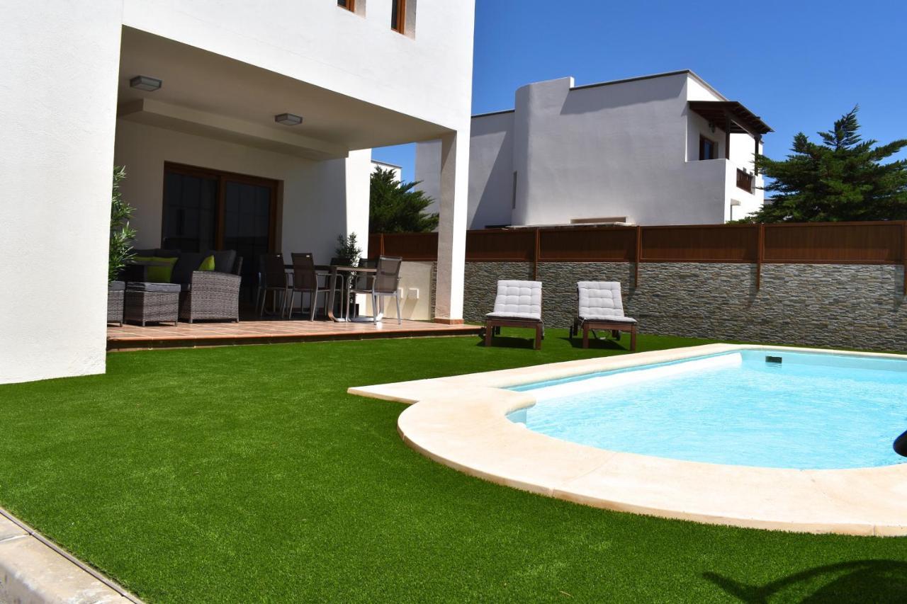 Villa Casa Tilley Private Pool-gym-garden