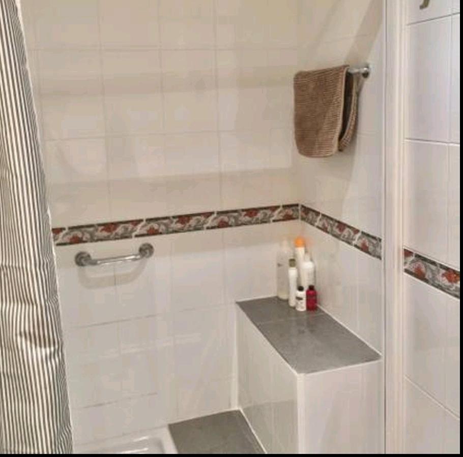 A 15 Minutos De Barcelona Bed & Breakfast Badalona