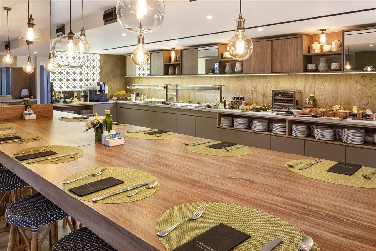 Catalonia Santa Justa Hotel 4*