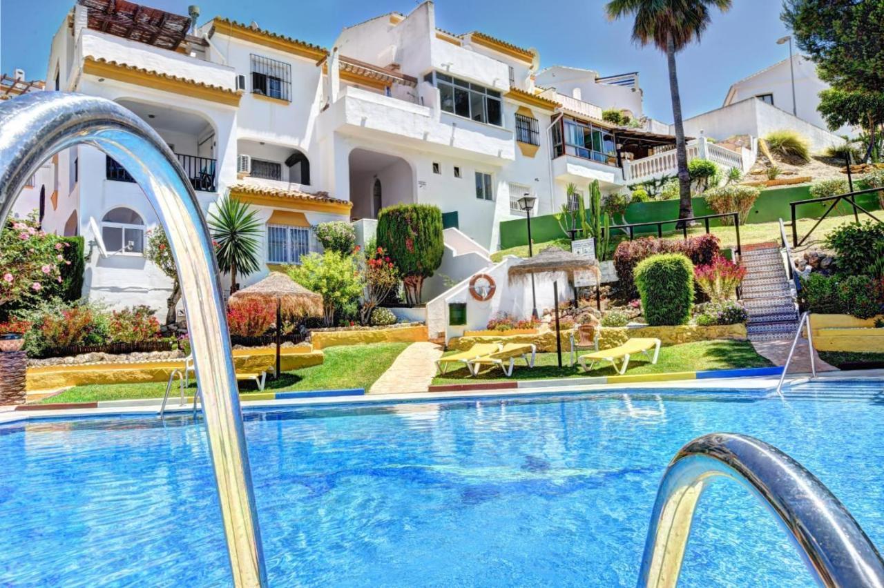 Amplio, Soleado Y Con Vista Panoramica A 400 Metros De La Playa Benalmadena