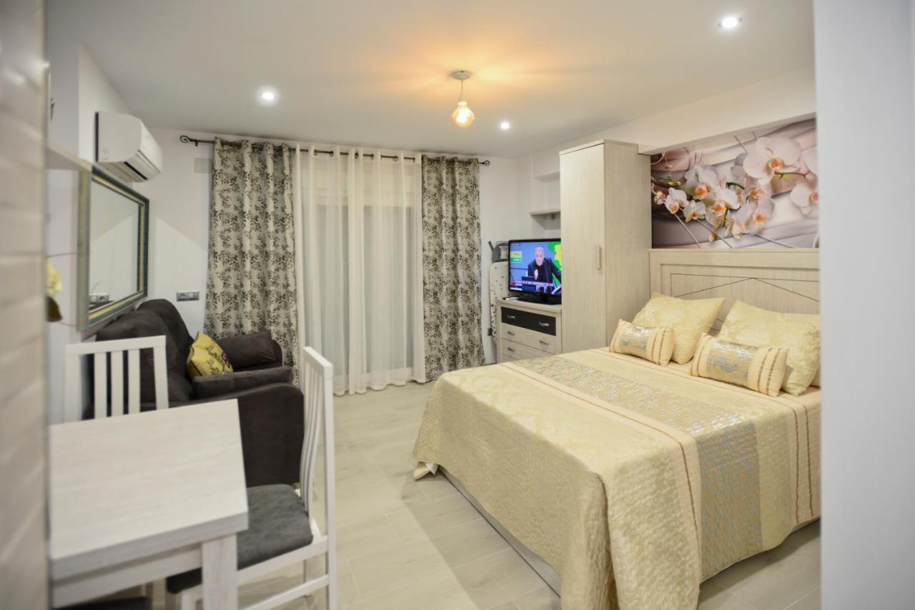 Avda Tore Tore Edif Malaga Apartment *
