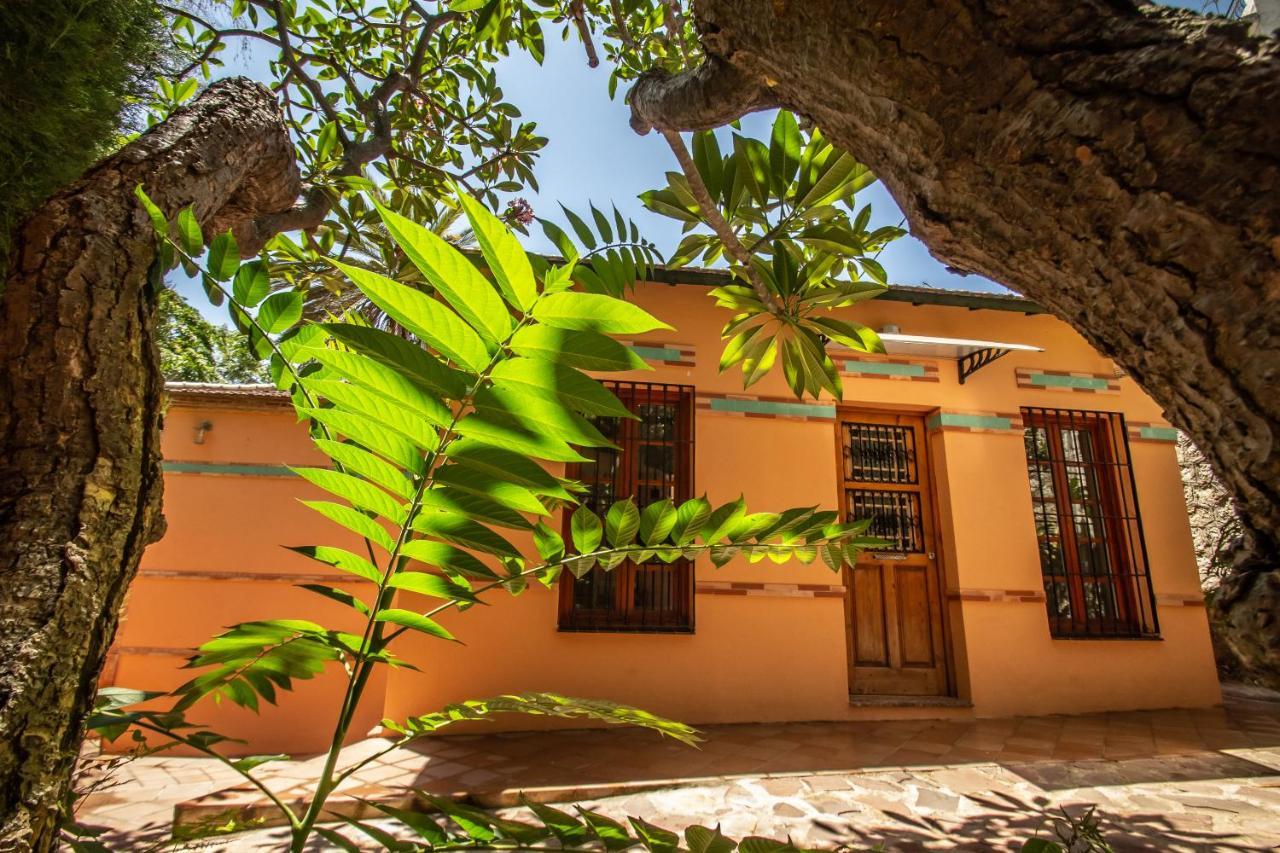 Villa Regionalista 1919: Seaside Retreat With Heated Pool