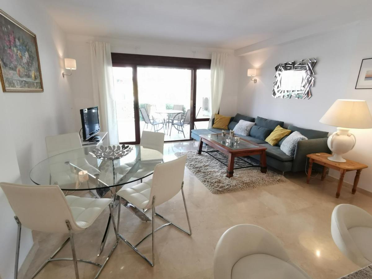 Apartment Kiwi Moraira, With Garden And 4 Pools