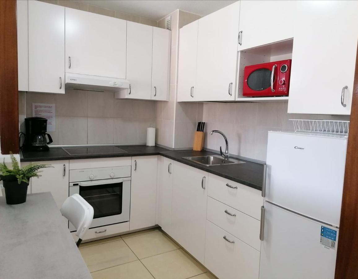 Large With Lovely Terrace And Wifi