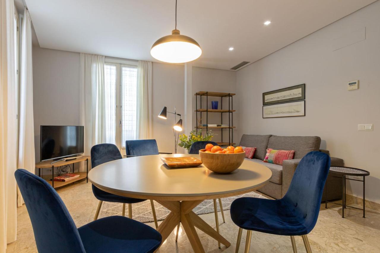 Alkazar Gardens Old Town 6 Pax Apartment