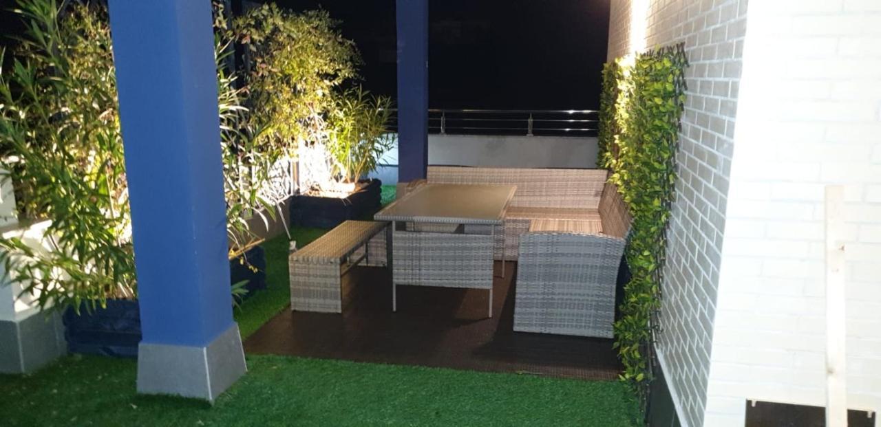 ático De Lujo 90m De Terraza Y Jacuzzi Privado En Cabria, Almuñecar * Almuñécar