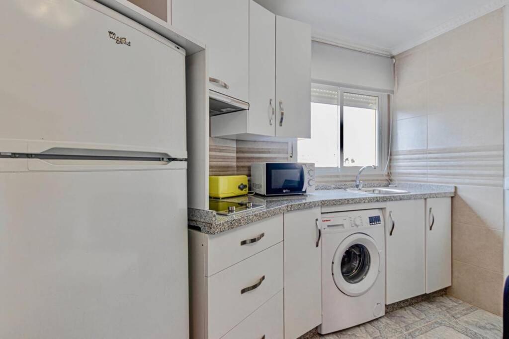 Apartamento 797 Holiday - Piso En Puerto Marina A 1 Min De La Playa Benalmádena
