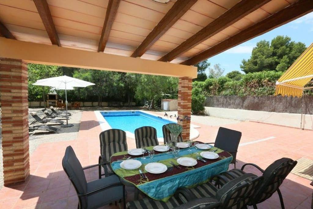 Ame447 Con Piscina Privada 9x5m Y Jardin Vallado Villa *