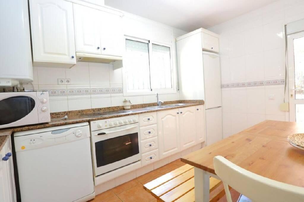 Ame447 Con Piscina Privada 9x5m Y Jardin Vallado