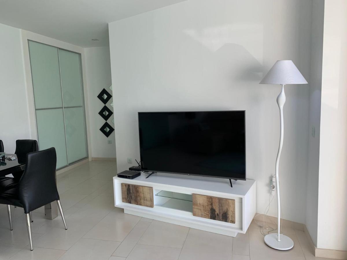 The Waves, Luxurious 5*, Wifi, Olympic Pool Palm-mar