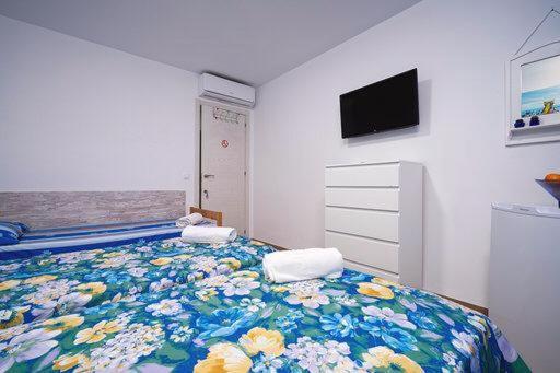 Guest house Lana *
