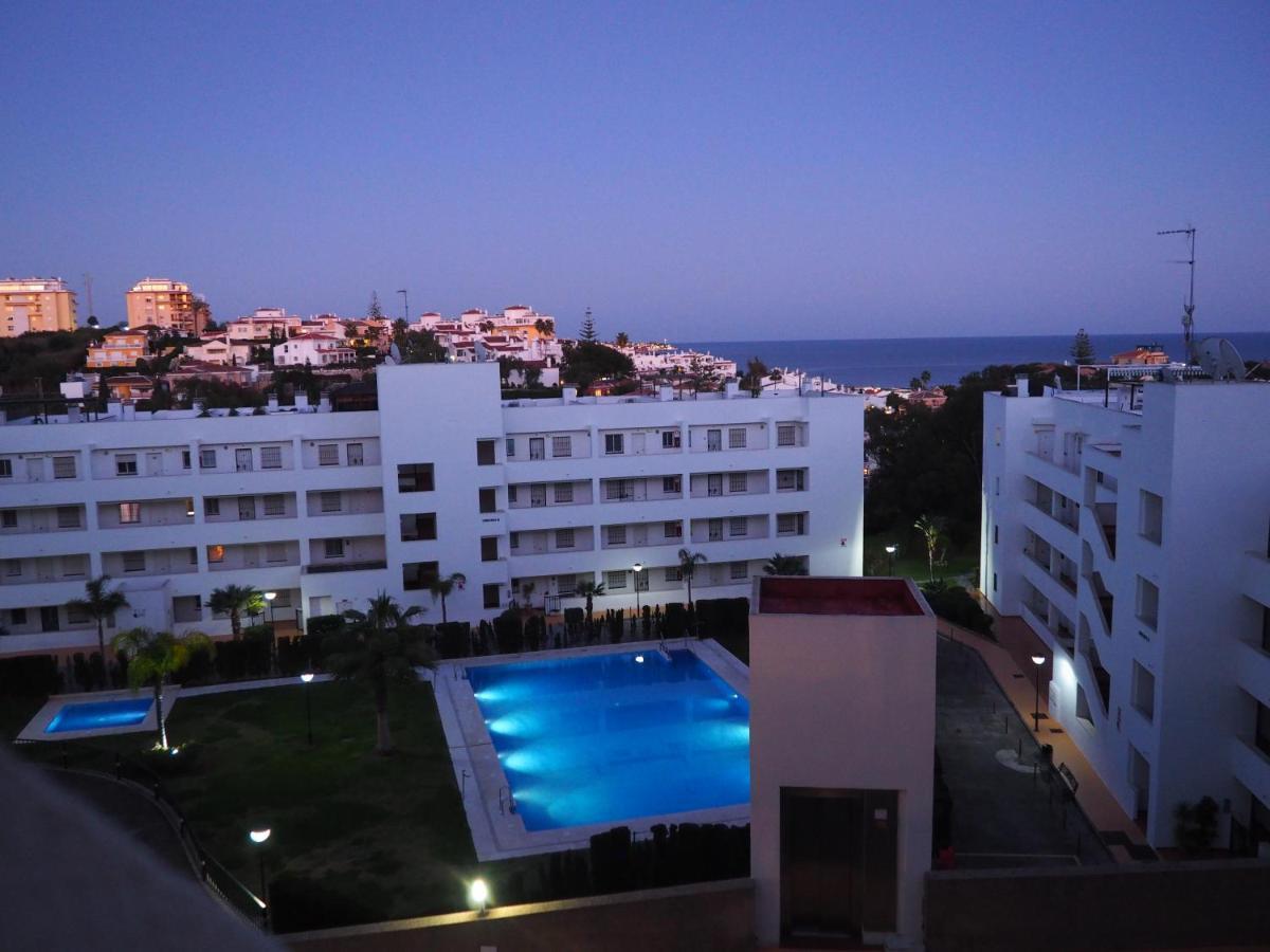 Mijas Beach, ángel * La Cala De Mijas