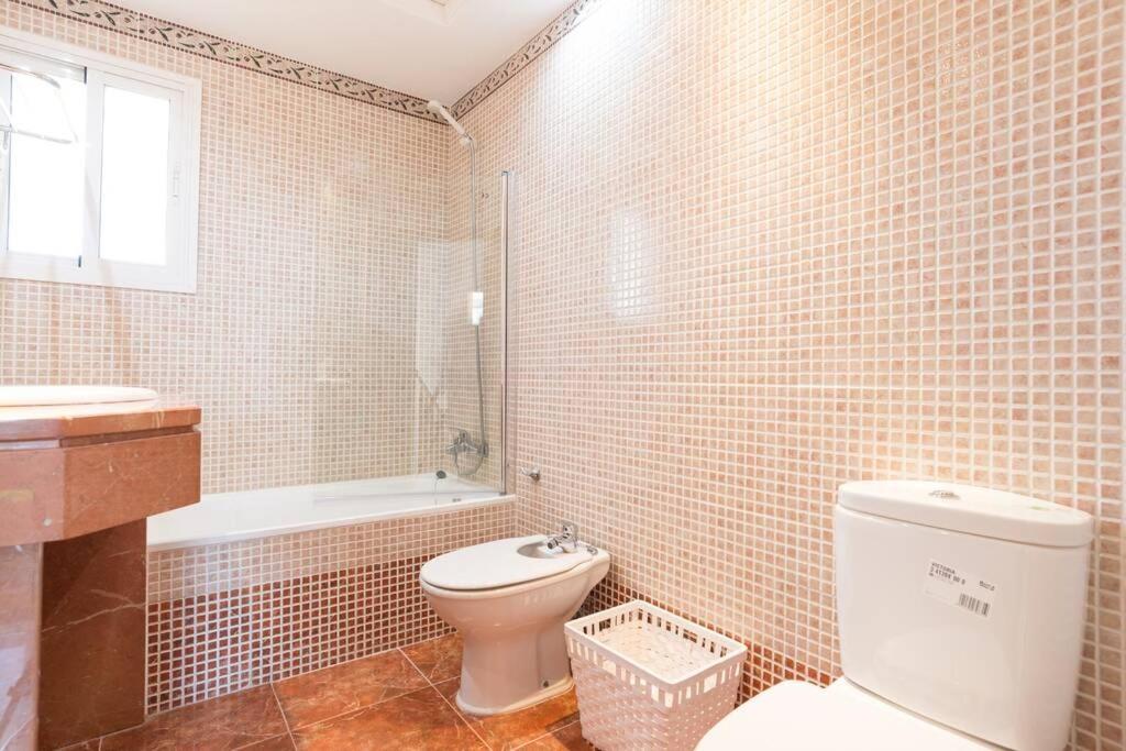 Apartamento Sol - Increíble ático En Junto A Puerto Marina Con Piscina&garaje