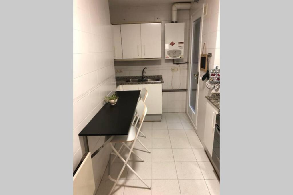 Comode Al Bell Mig De Apartment Girona