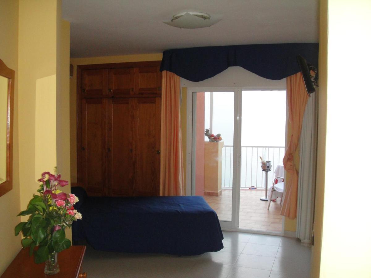 Costa Sol 2*