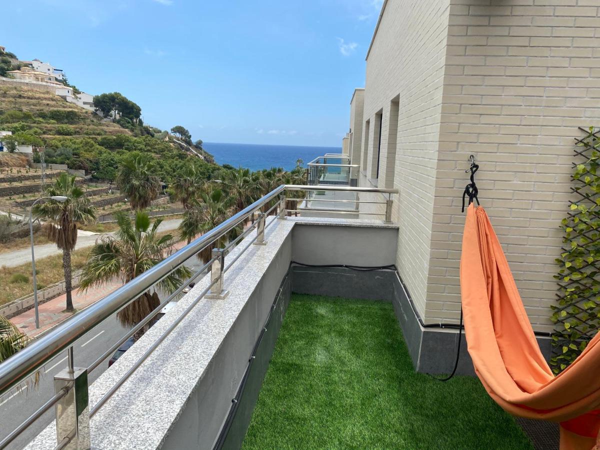 Apartamento ático De Lujo 90m De Terraza Y Jacuzzi Privado En Cabria, Almuñecar *