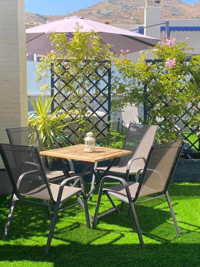 Apartamento ático De Lujo 90m De Terraza Y Jacuzzi Privado En Cabria, Almuñecar Almuñécar