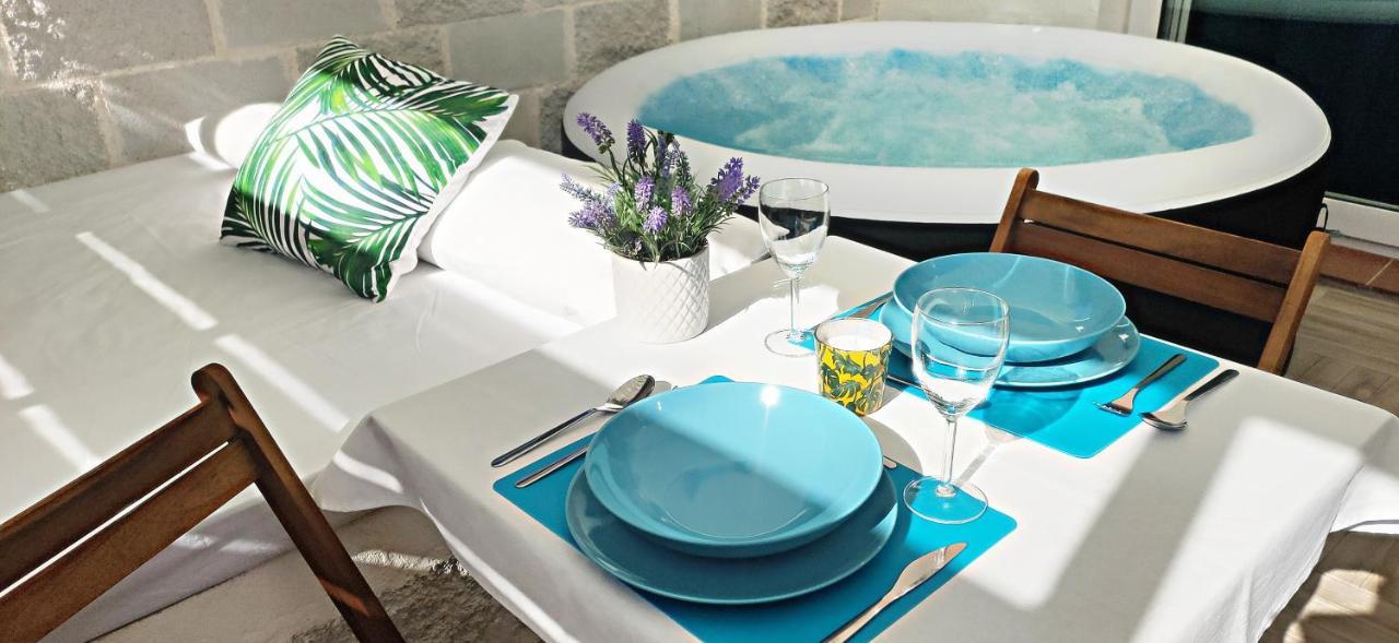 Apartment La Calita Escondida - Jacuzzi Y Cocina En Terraza Privada - Piscina Y Parking Gratis Chiclana de la Frontera