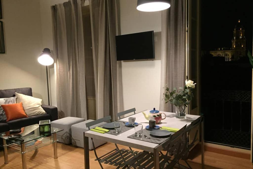 Apartment Center Cathedral Views & Free Wifi Malaga