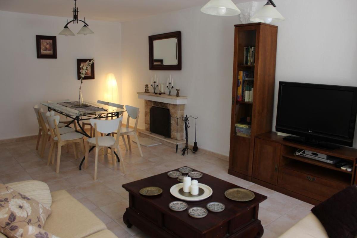 Andaluza En Zona Playa Barrosa Con Piscina Y Barbacoa Villa