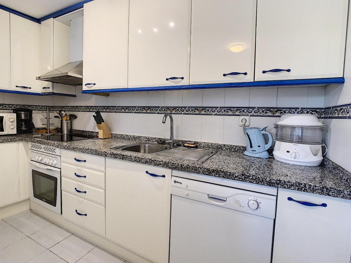 Duquesa Suites Apartment