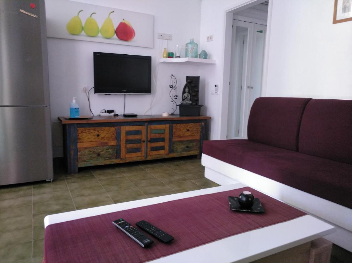 2 Calle Azucenas Apartamento