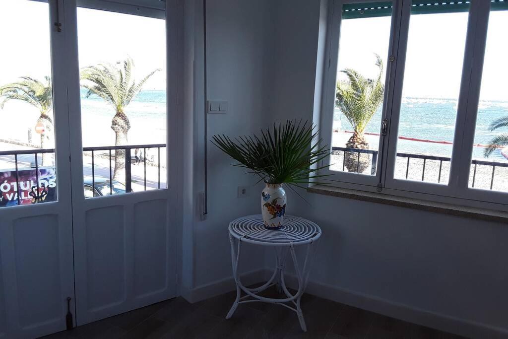 Piso En Primera Linea Con Wifi Y Vistas Al Mar *