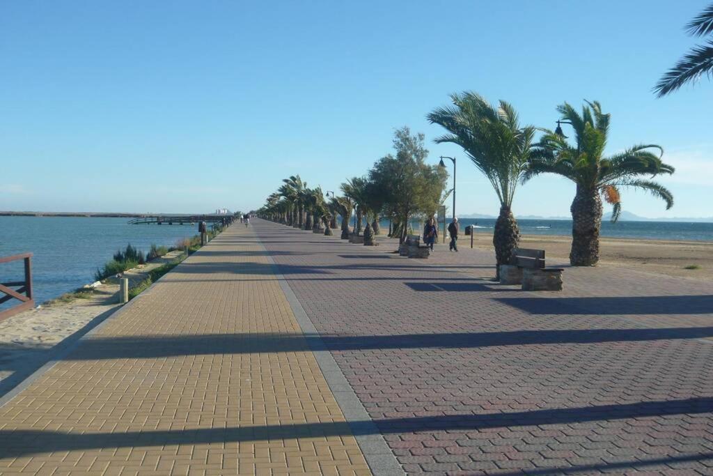 Piso En Primera Linea Con Wifi Y Vistas Al Mar *