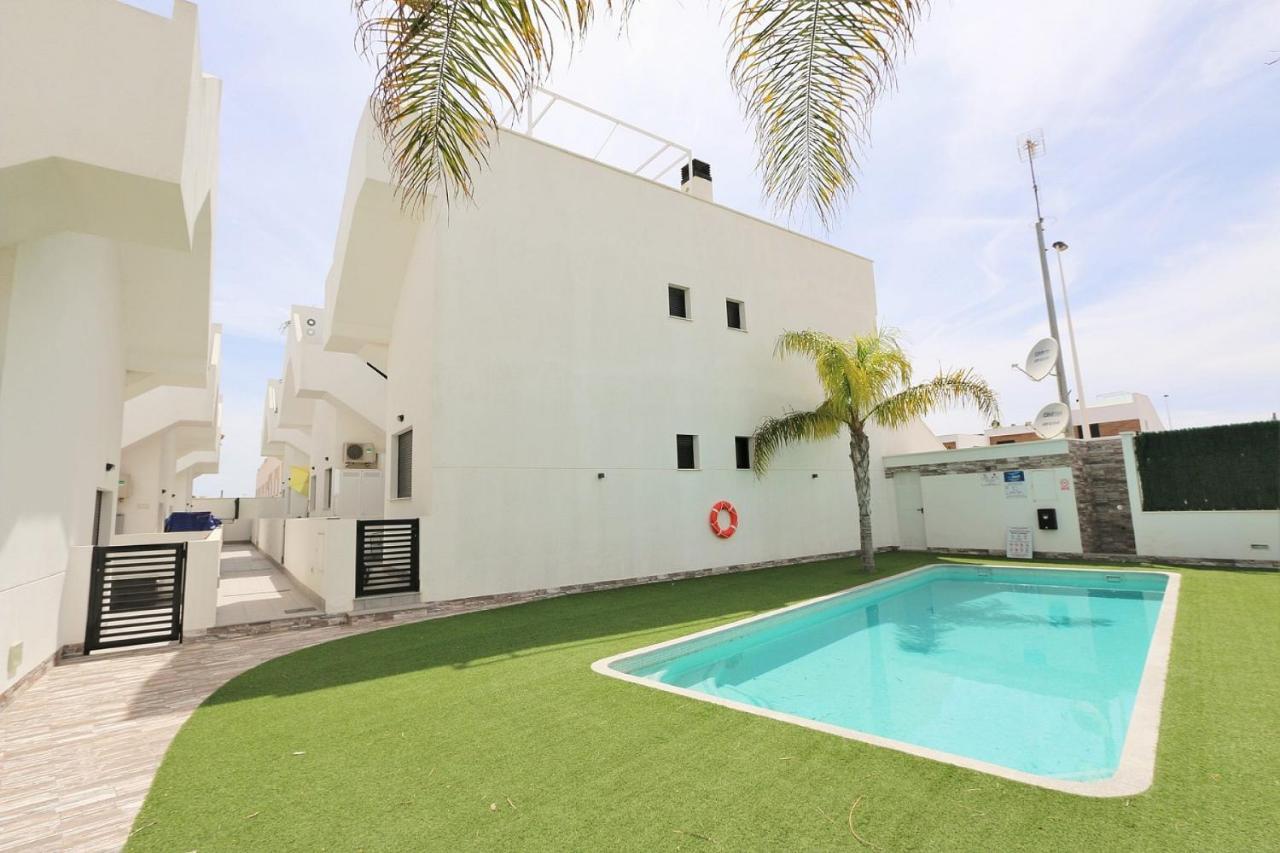 Casa Pinatar Apartment *