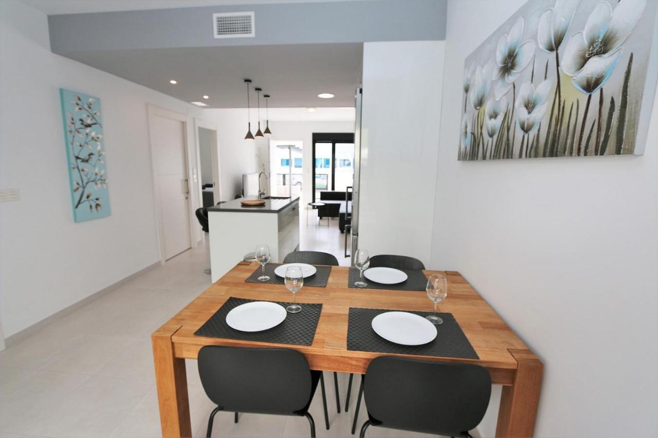 Casa Pinatar Apartment *