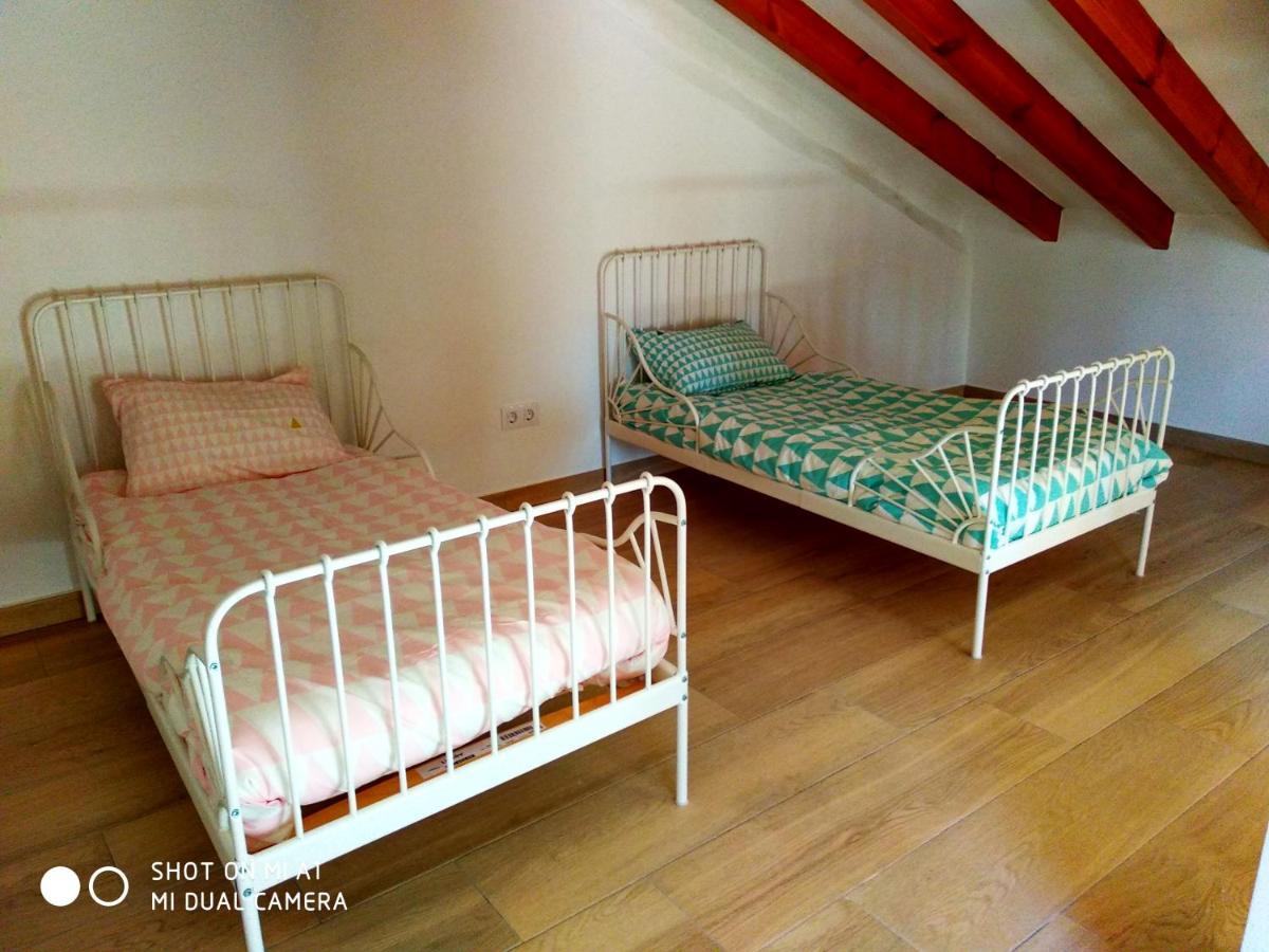 Casa Amplia Con Jardin Y Aparcamiento G-100147 Holiday home *