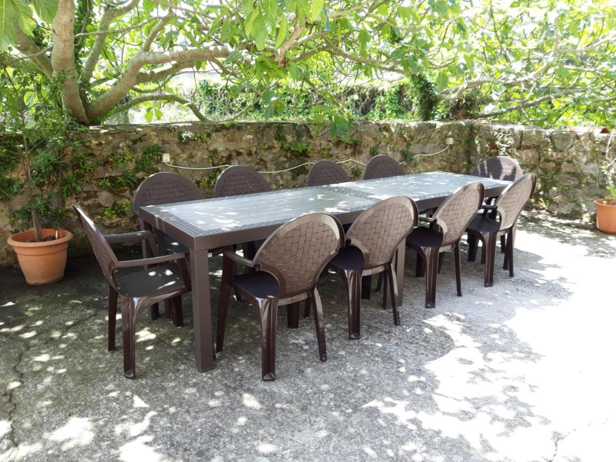 Casa Amplia Con Jardin Y Aparcamiento G-100147 *
