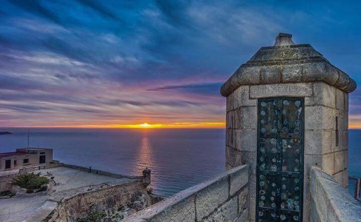 Apartamento Charming In Near The Sea & Center Alicante