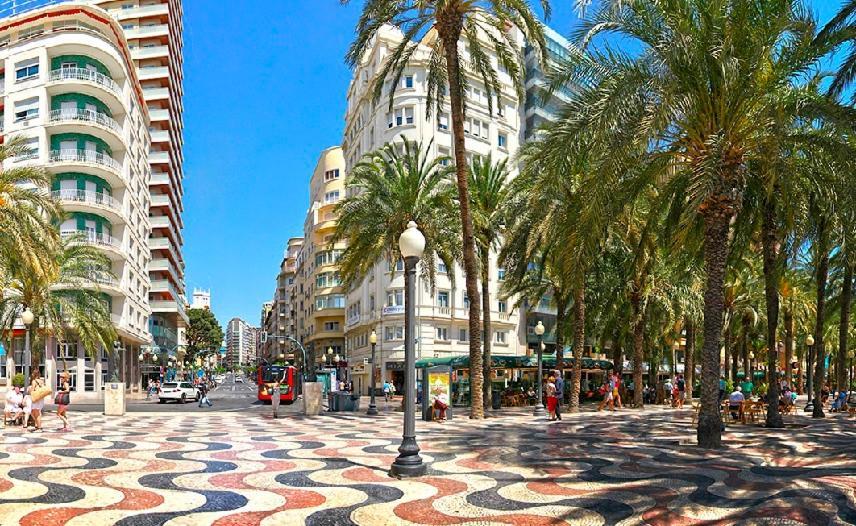 Apartamento Charming In Near The Sea & Center Alicante