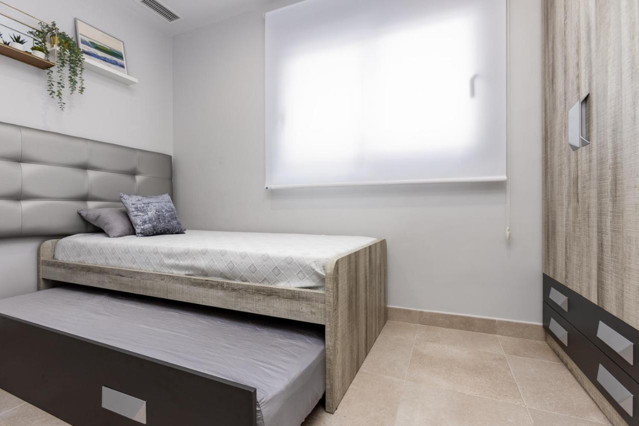 Moderno Scandic, Playa Del Cura Apartamento