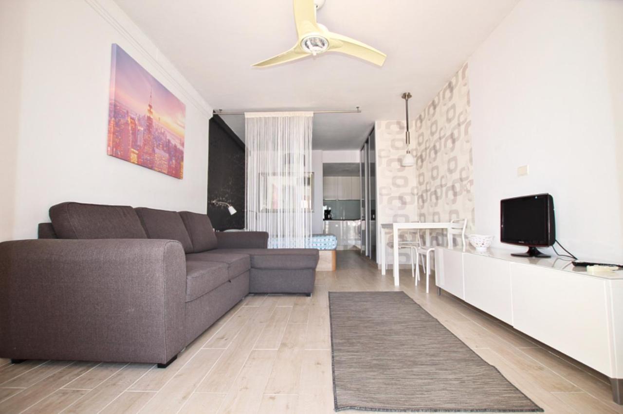 Bright &charming Studio Ocean View Los Cristianos Wifi Arona (Tenerife)