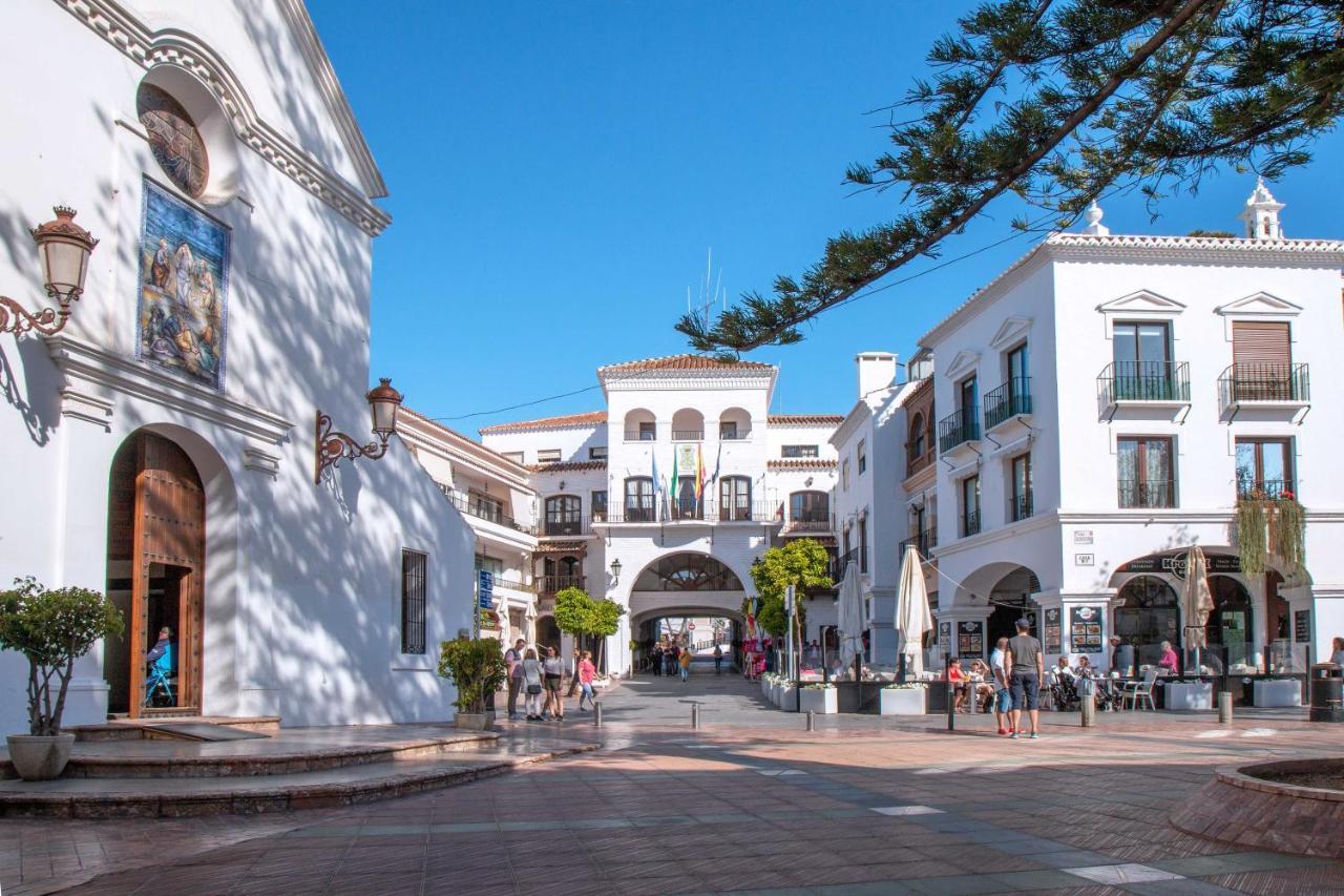 En Plaza De Espana Recien Construidos Apartment Nerja