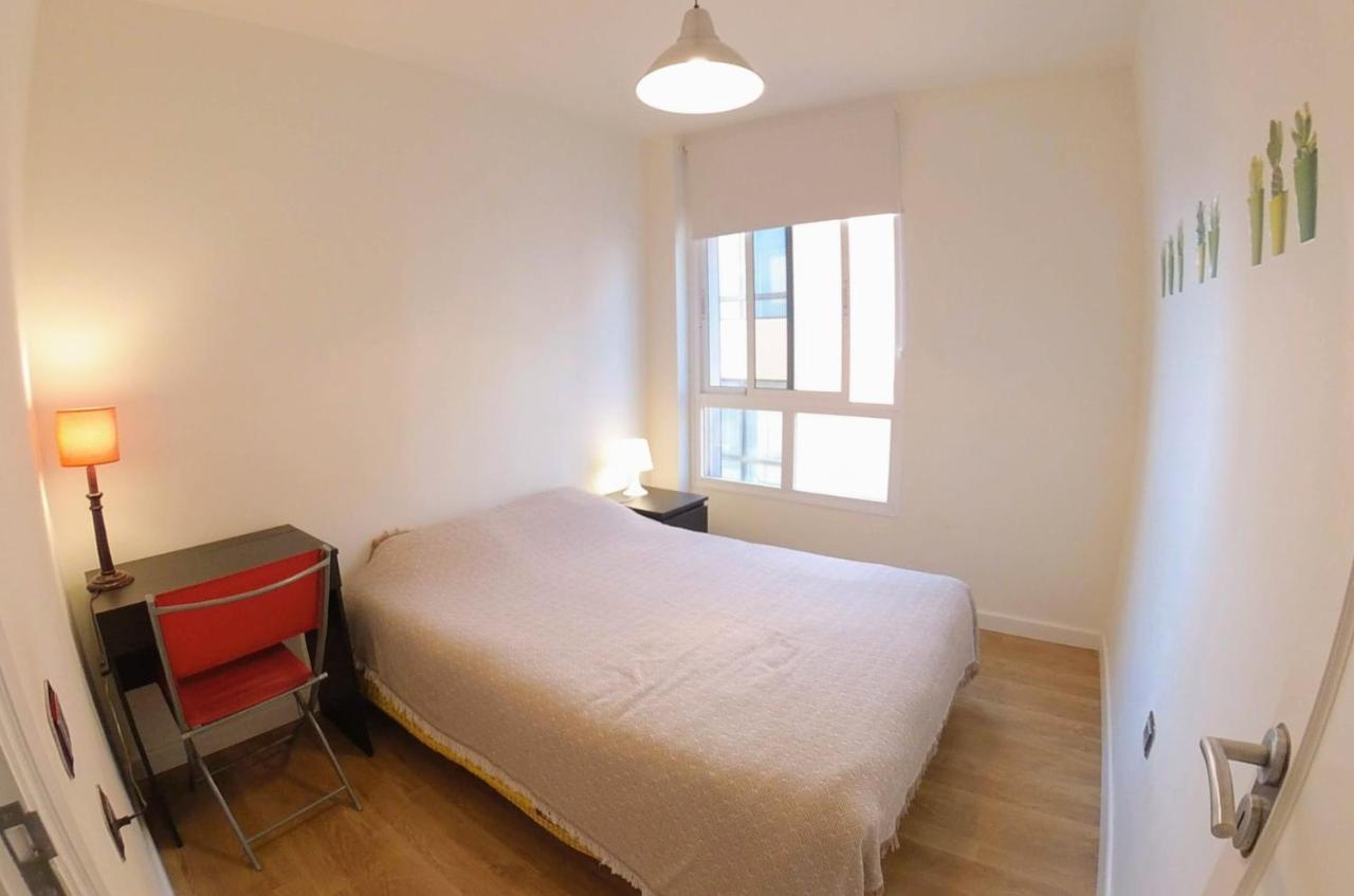 Apartment Facing The Ocean - Full Appt With 2 Double Bedroom *
