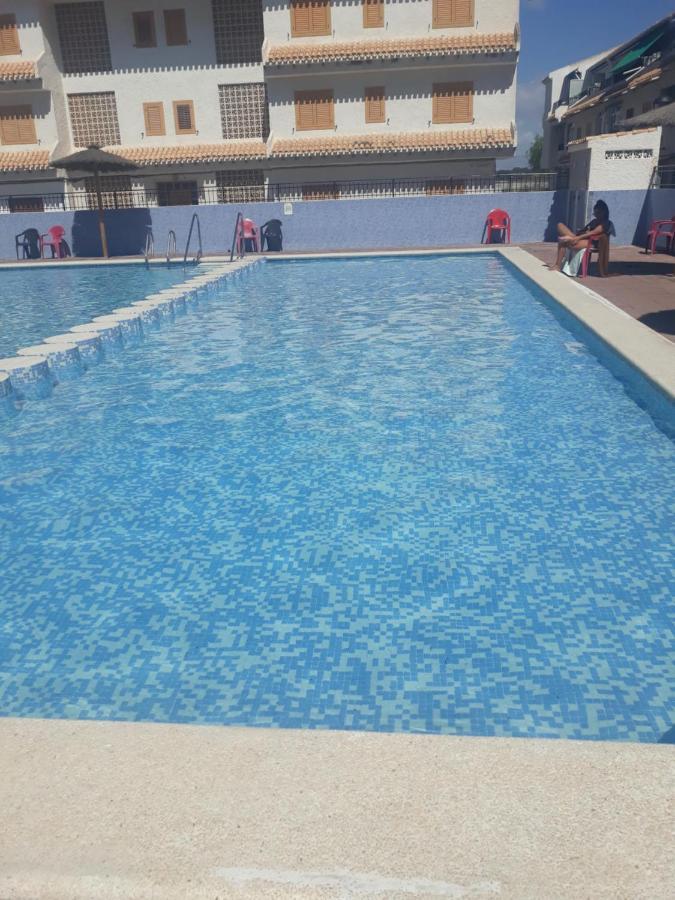 Santa Pola, En Playa Del Tamarit Con Piscina. Apartment