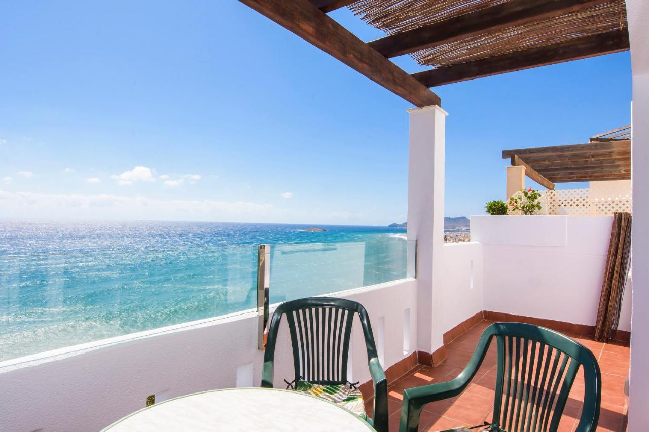 Con Vistas Al Mar En Apartamento
