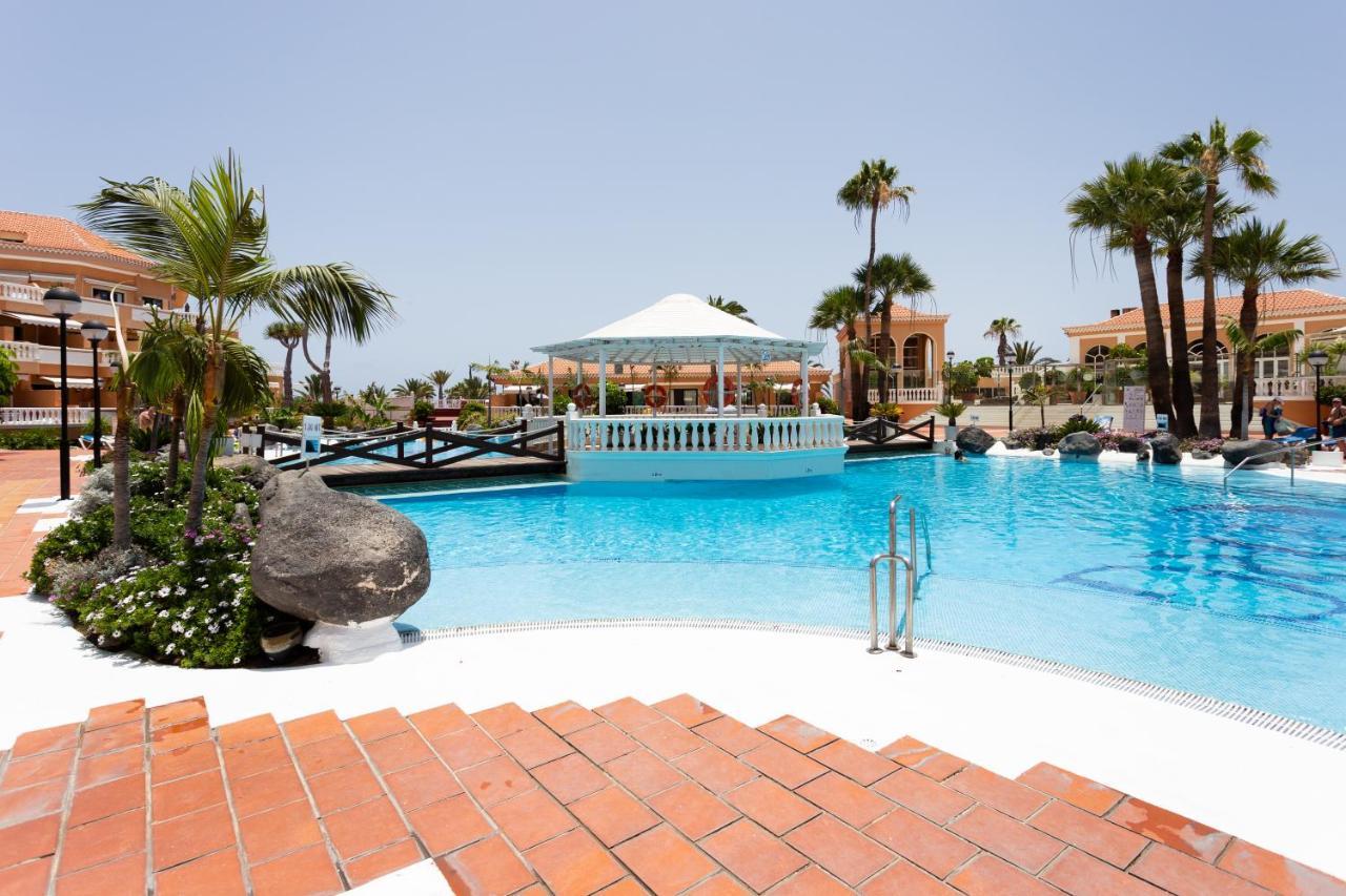 Las Americas Royal Apartment *