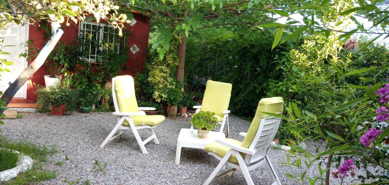 Casa Con Jardin Frente Playa De Holiday home