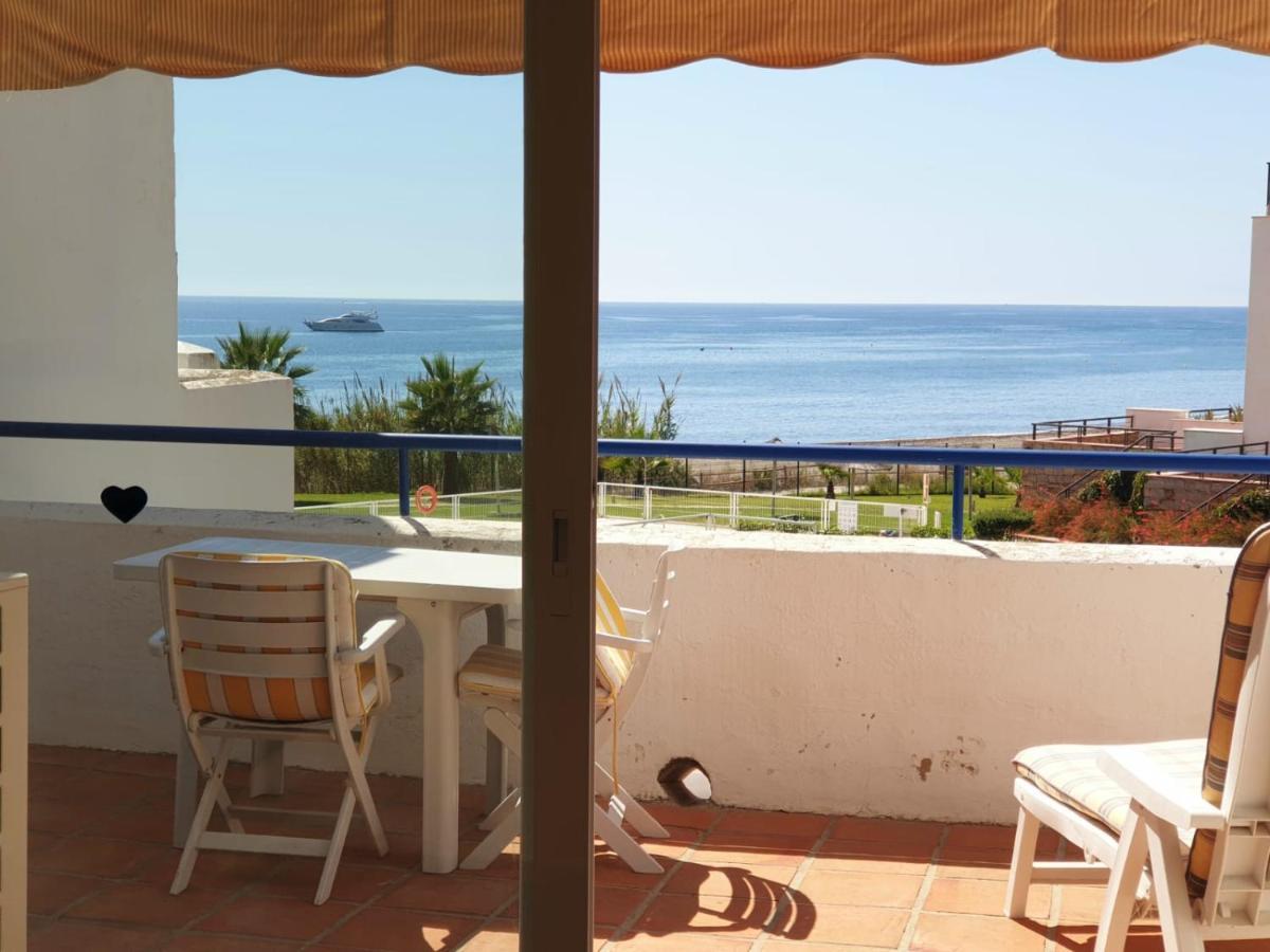 Casitamar Frontline House Casares Costa Near Estepona *