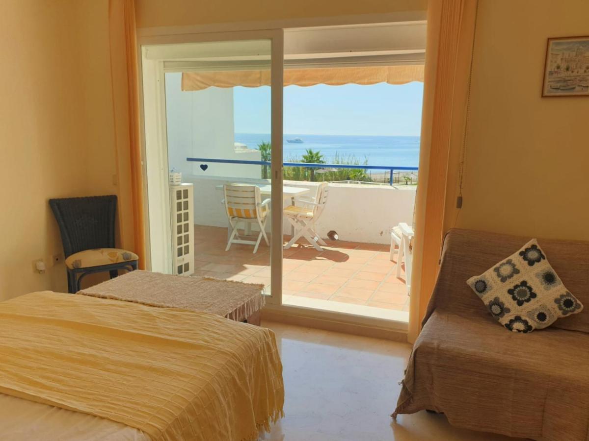 Casitamar Frontline House Casares Costa Near Estepona Holiday home Bahia de Casares