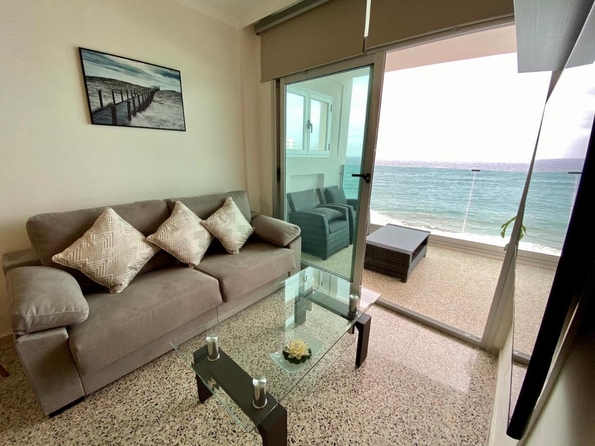 Hermoso Edificio Frente Al Mar Con Gran Terraza Y Hermosas Vistas Apartment