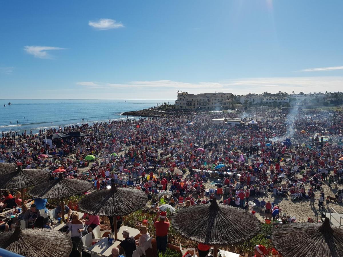 3 Bdr House Near La Zenia Private Lounge Terraces, Fire Places, Bbq, Kitchen, Parking