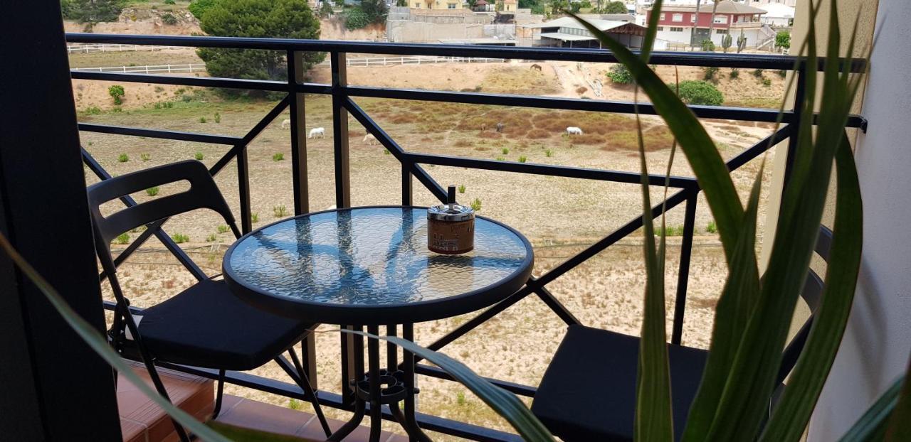 3 Bdr House Near La Zenia Private Lounge Terraces, Fire Places, Bbq, Kitchen, Parking Сasa de vacaciones