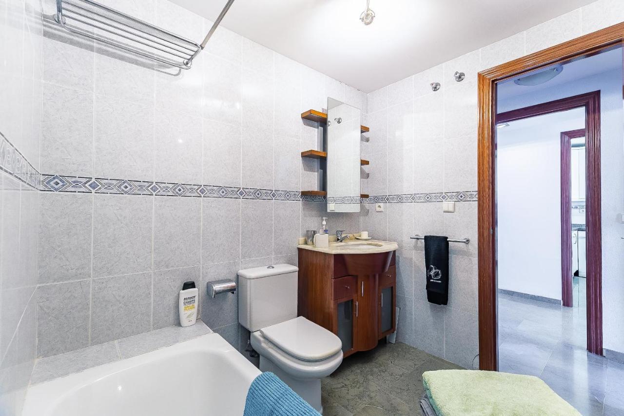 Luminoso Apartamento Con Terraza, Jardin Y Piscina. * Benalmadena