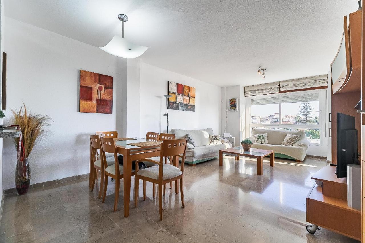 Luminoso Apartamento Con Terraza, Jardin Y Piscina. *